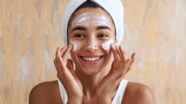 Best Ceramide Moisturizers for Sensitive Skin | Top Picks & Benefits Best Ceramide Moisturizers for Sensitive Skin | Top Picks & Benefits