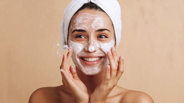 How to Choose the Right Exfoliator for Your Skin Type How to Choose the Right Exfoliator for Your Skin Type