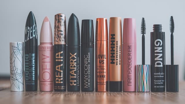 Top 10 Waterproof Mascaras That Don’t Smudge – Long-Lasting & Smear-Free Top 10 Waterproof Mascaras That Don’t Smudge – Long-Lasting & Smear-Free